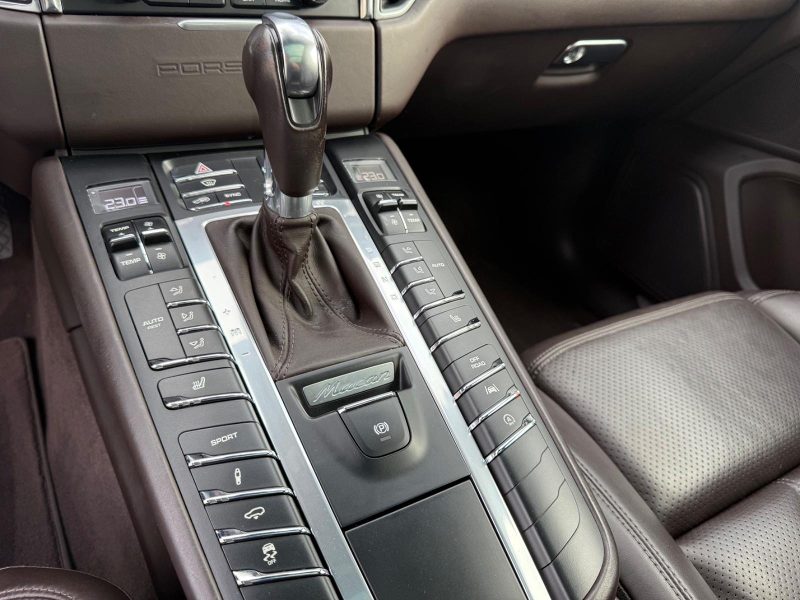 Porsche Macan S 3.0 PANO/AHK/LEDER/ACC/PCM/LM20/2.HD/MEM