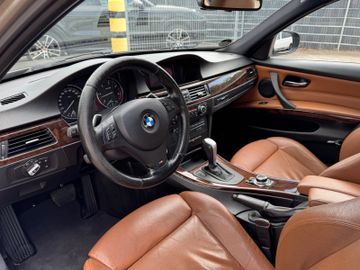 BMW 330 - 12