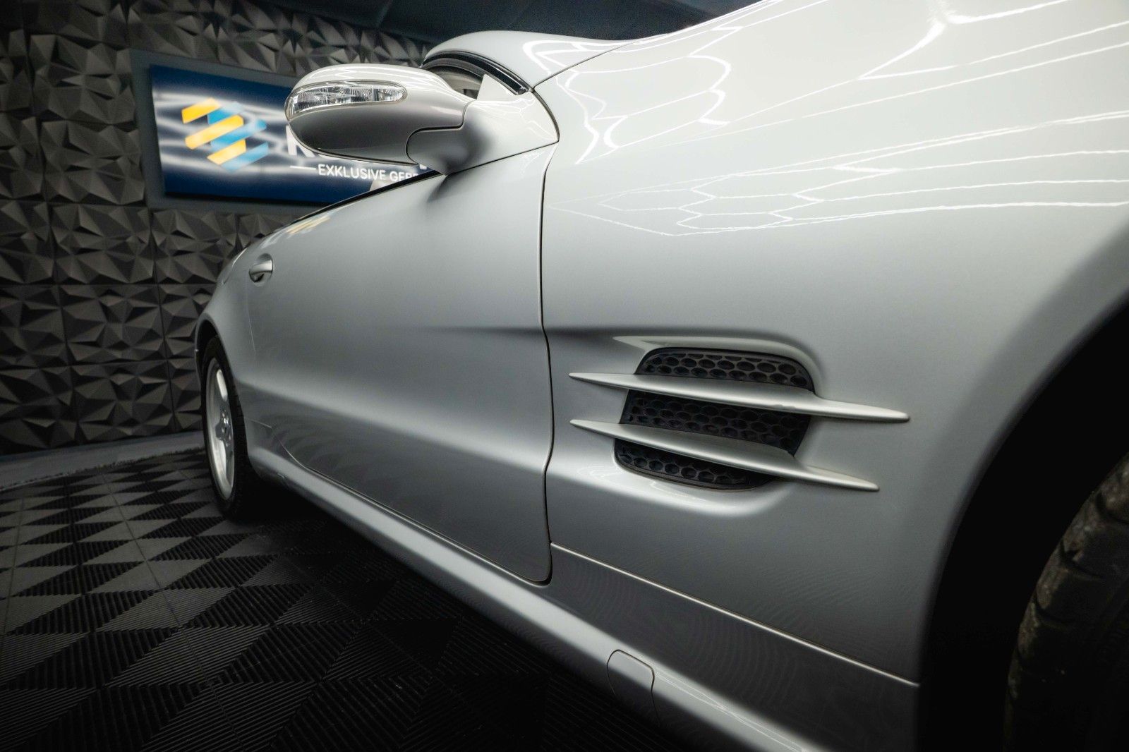 Fahrzeugabbildung Mercedes-Benz SL 500 AMG Paket *Facelift*ABC Sport*TÜV NEU*