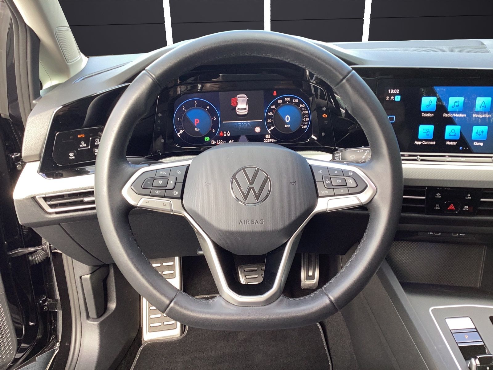 Fahrzeugabbildung Volkswagen Golf VIII TDI 1,99% DSG AHK ACC Kamera LED AID N