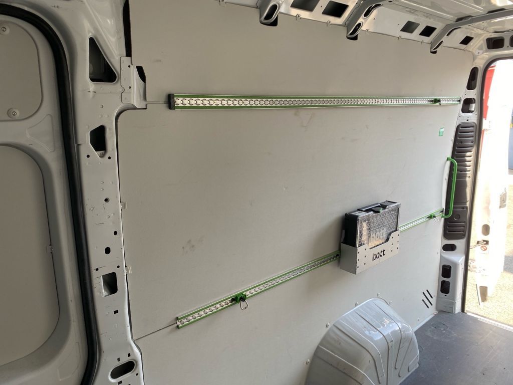 Fahrzeugabbildung Citroën Jumper 35 L4H2 Heavy S&S Transline Solution