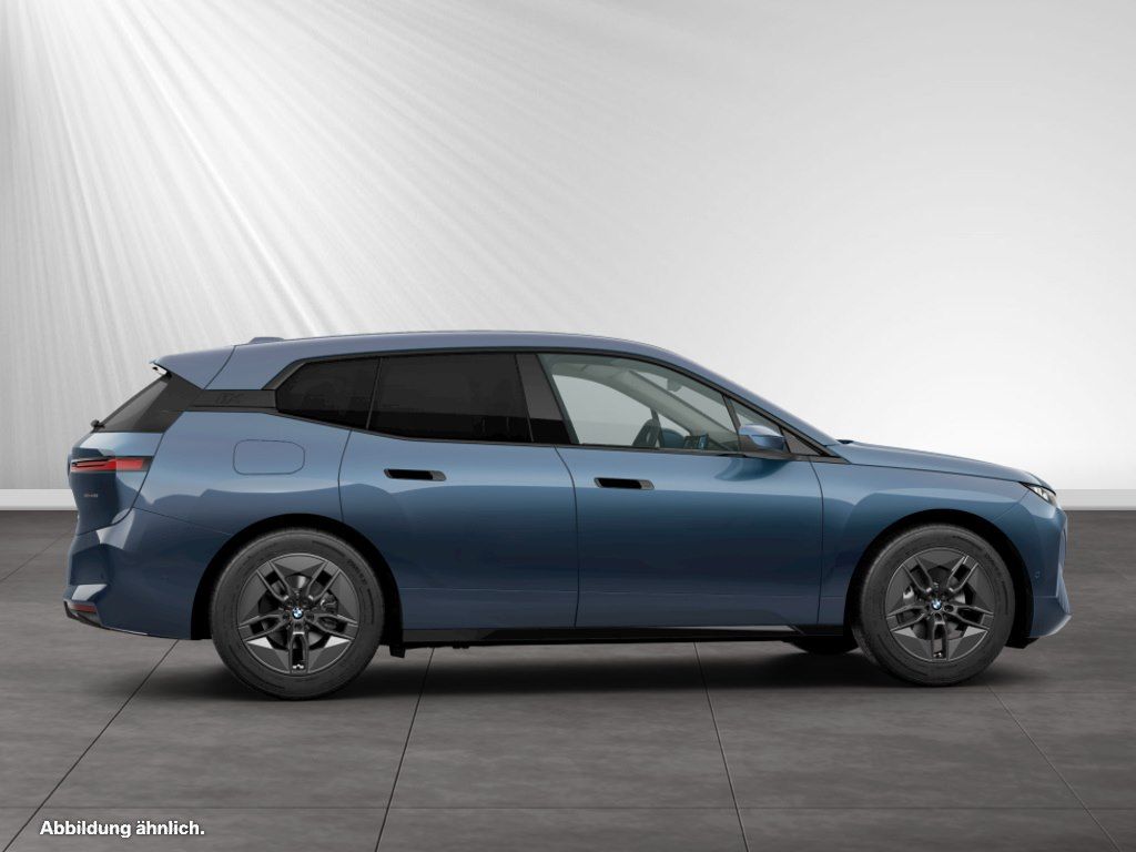 BMW iX - Bild 11