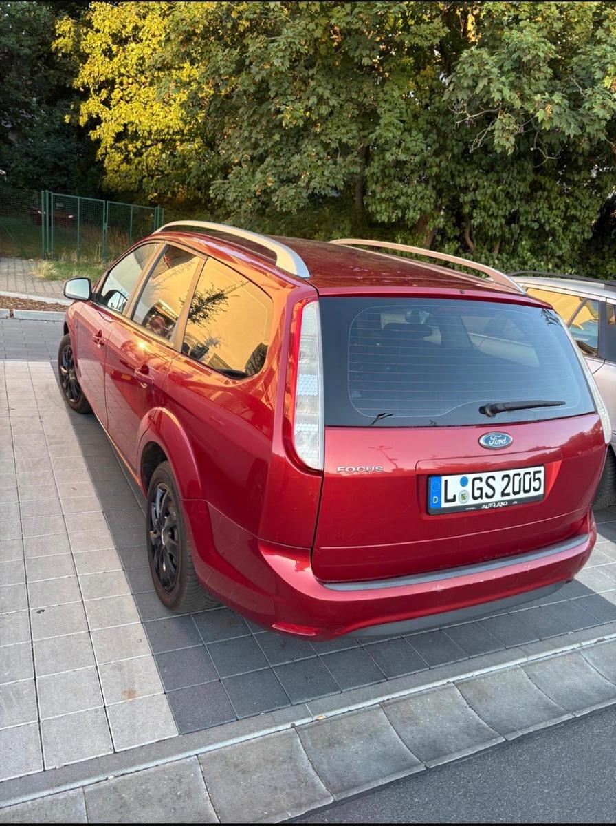 Ford Focus 2009 — photo 13