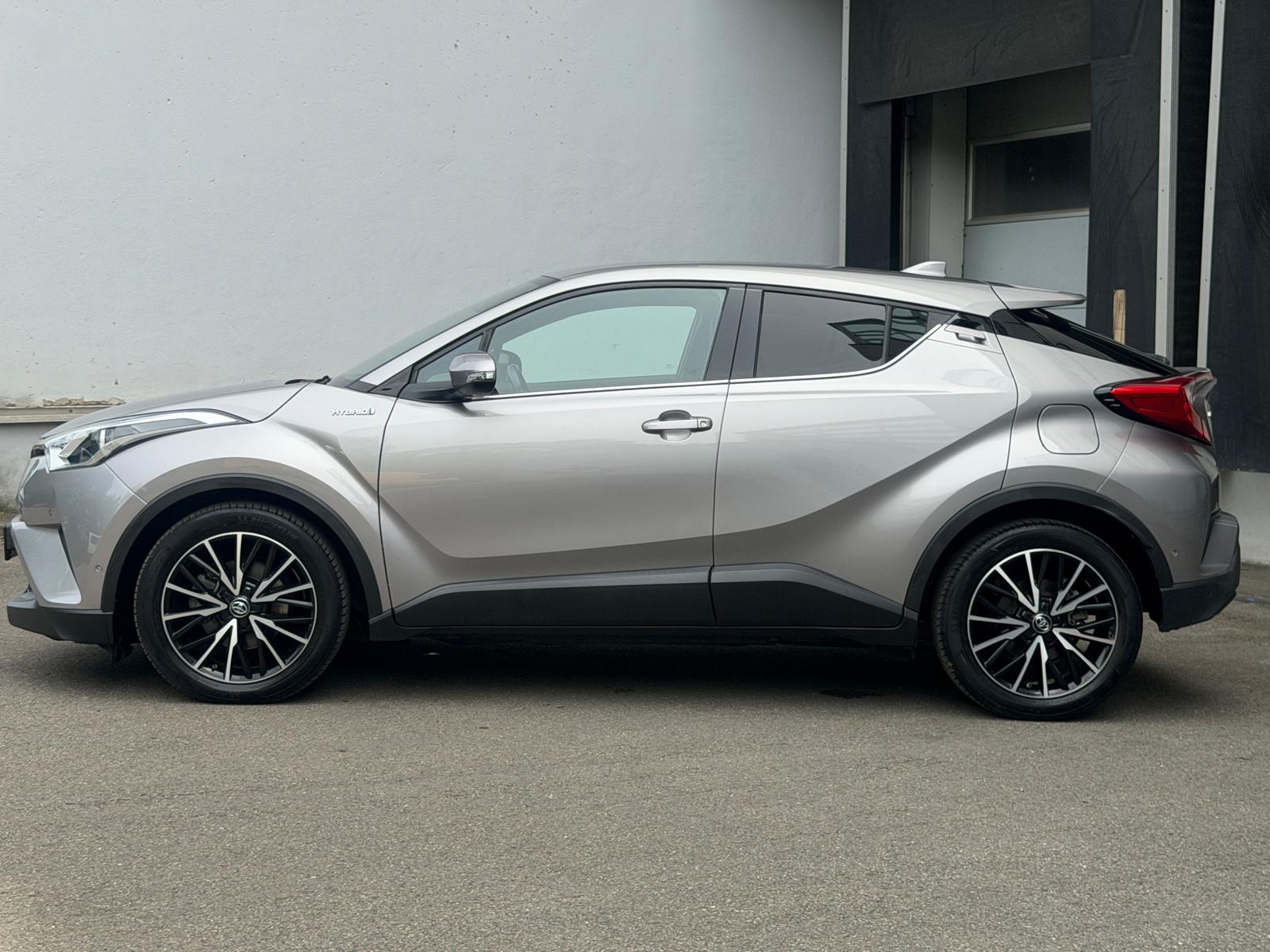 Toyota C-HR Hybrid Lounge Tempomat Rü-Kamera Navigation
