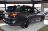 BMW X7 M50i Bi-XENON / SOFT-CLOSE / HUD / 7.SITZER - BMW X7 M50 aus 2021