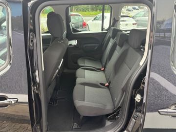 Fahrzeugabbildung Peugeot Rifter Allure L2 Aut. PDC 7 Sitze DAB uvm.