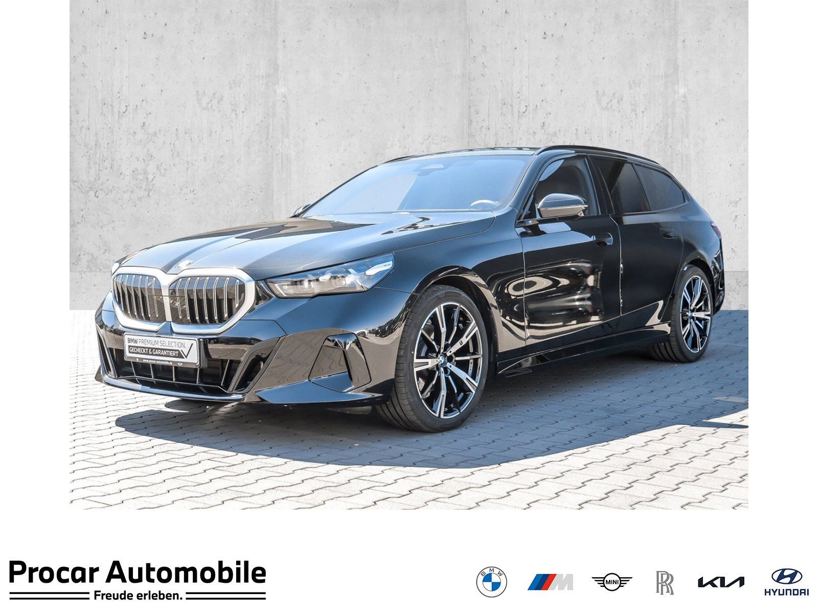 BMW 520i Touring M Sport HUD PANO ACC AHK 360°KAM