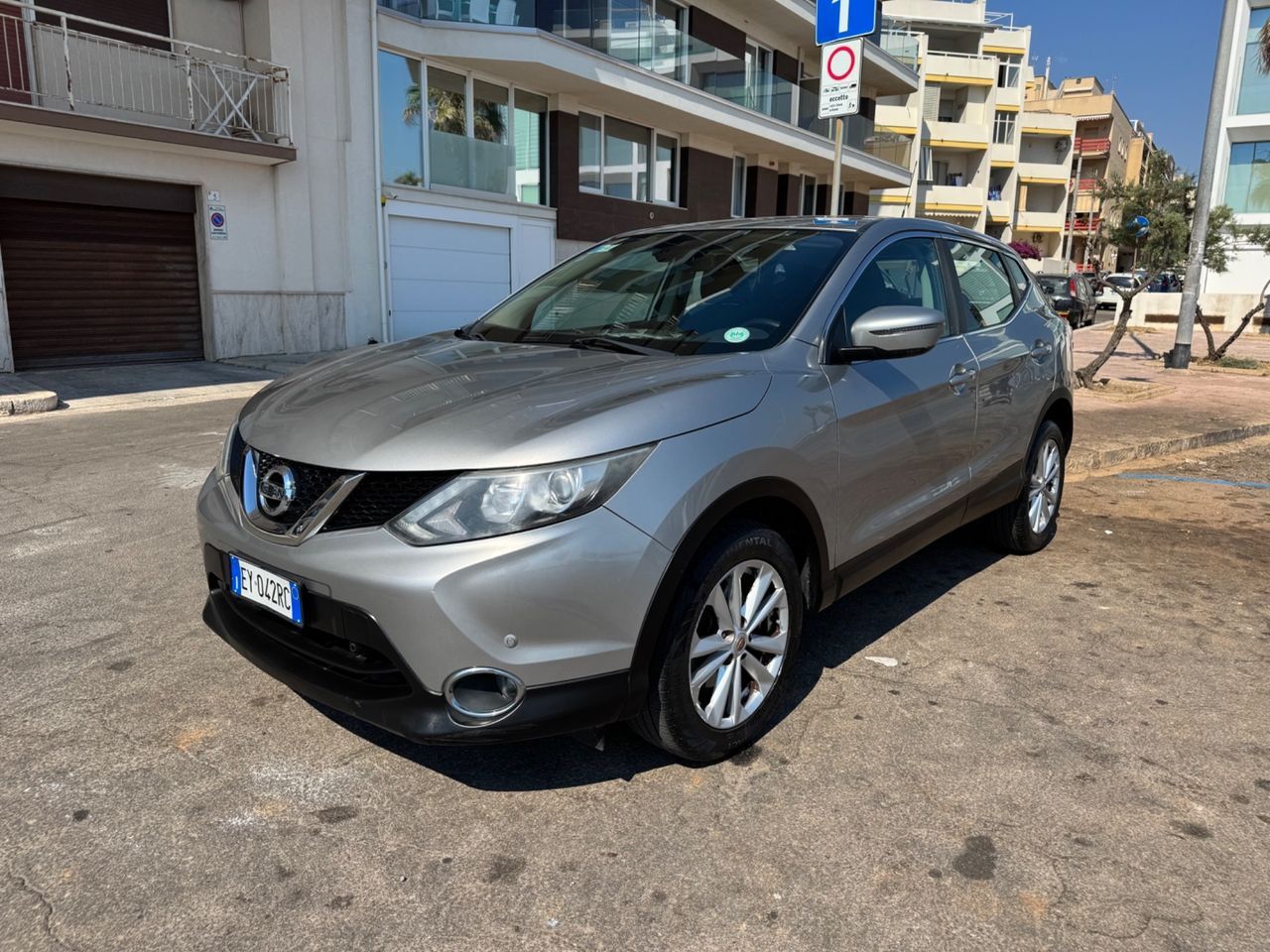Nissan Qashqai - 1