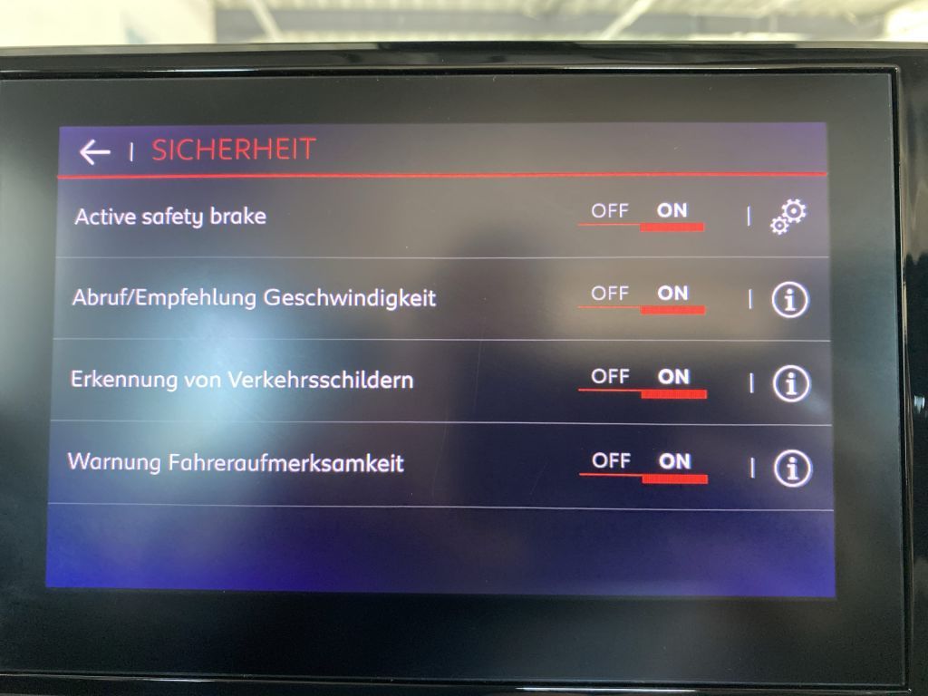 Fahrzeugabbildung Citroën Berlingo M PureTech 110 FEEL *Touch*Keyless*PDC*