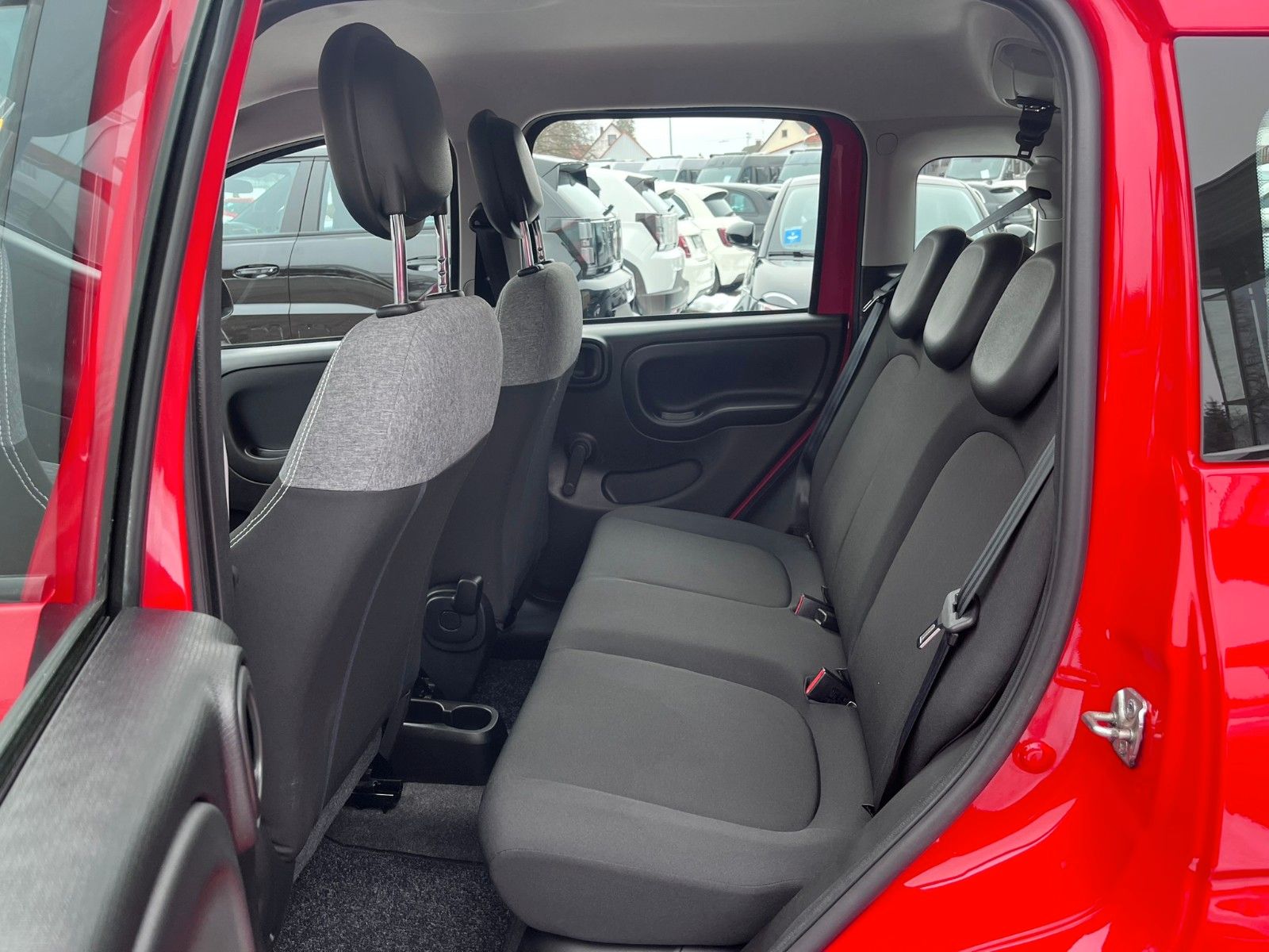 Fahrzeugabbildung Fiat Panda Base