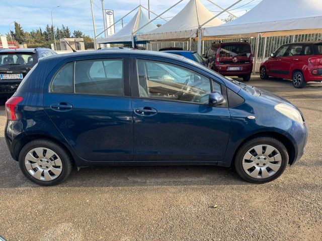 Toyota Yaris 1.0 5 porte Sol