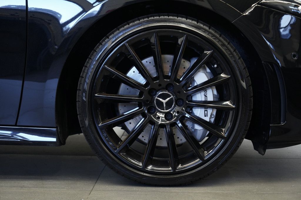 Mercedes Benz A 35 Amg