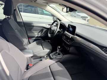 Ford Focus - 8