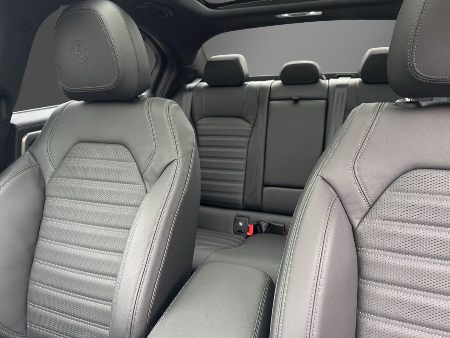 Fahrzeugabbildung Alfa Romeo Giulia 2.0Turbo Q4 Veloce +HARMAN/KARDON+PANORAM