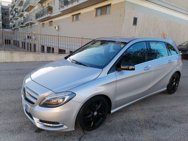 Mercedes-Benz Mercedes-benz B 200 CDI 136CV *127.000 km* PREMI