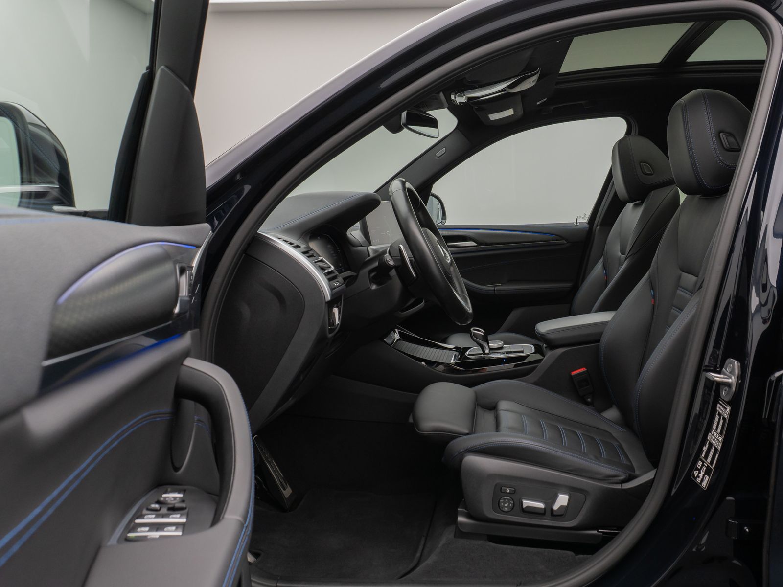 Fahrzeugabbildung BMW X3 xD30d M Sport Kamera Panorama DAB AHK 21Zoll