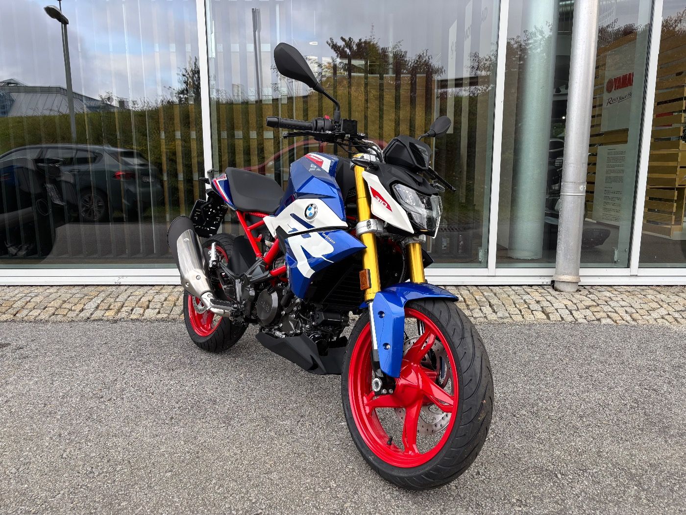 Fahrzeugabbildung BMW G 310 R Style Sport mehr Farben lagernd