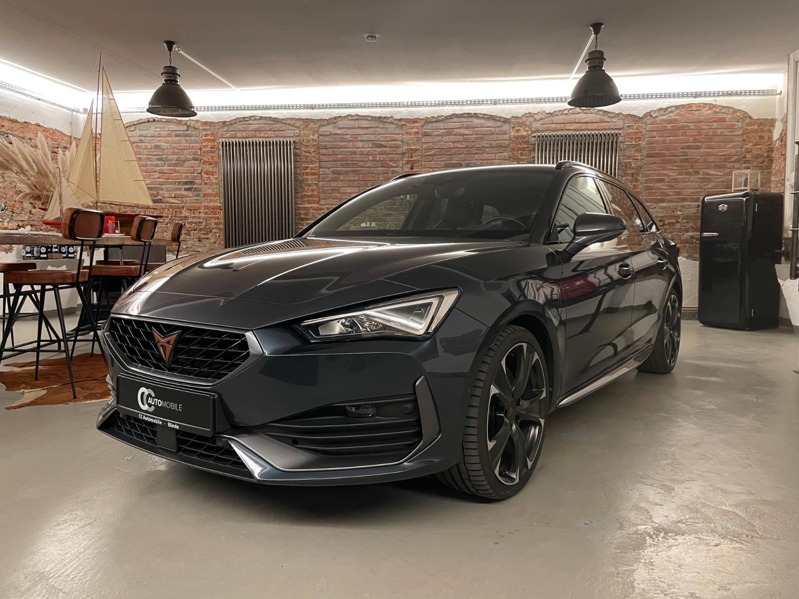 Cupra Leon Sportstourer VZ e-Hybrid ACC DSG Pano RFK
