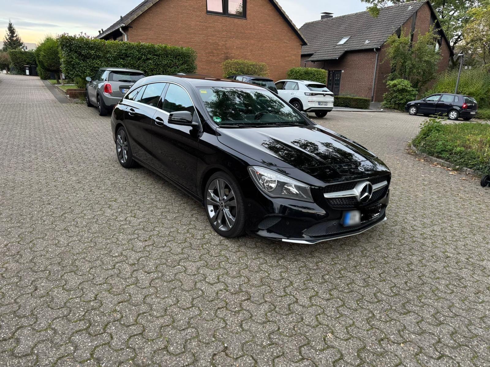Mercedes-Benz CLA 220 Shooting Brake
