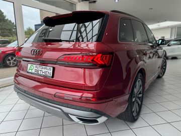 Audi Q7 - 11