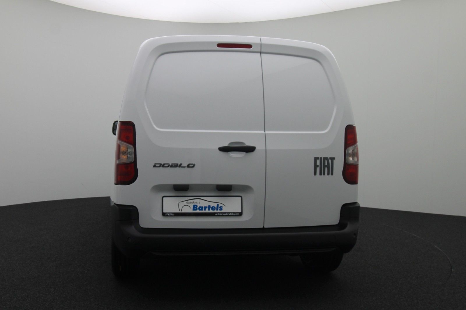 Fahrzeugabbildung Fiat Doblò Kastenwagen L1 1.5 BlueHDi 75 kW Easy Pro