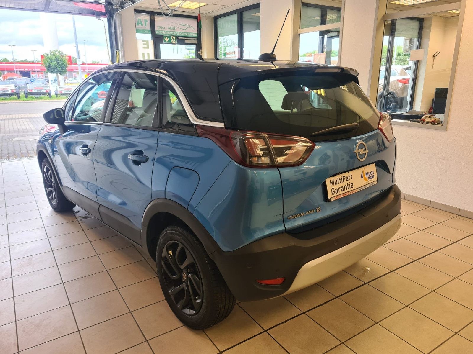 Fahrzeugabbildung Opel Crossland (X)1.2 DI Turbo /KLIMA / NAVI / KAMERA