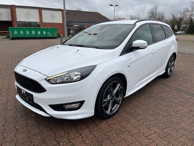 Ford Focus Turnier ST-Line Garantie AHK Klima PDC