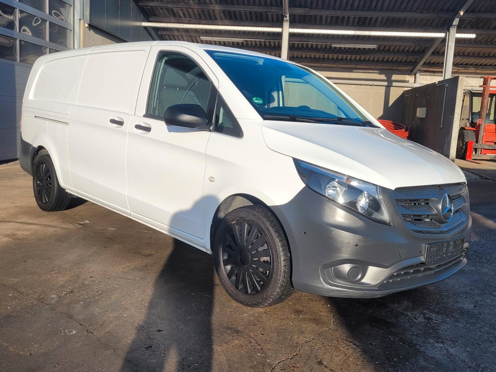 Mercedes-Benz Vito Kasten 114 4x4 extralang Standhz. Bott