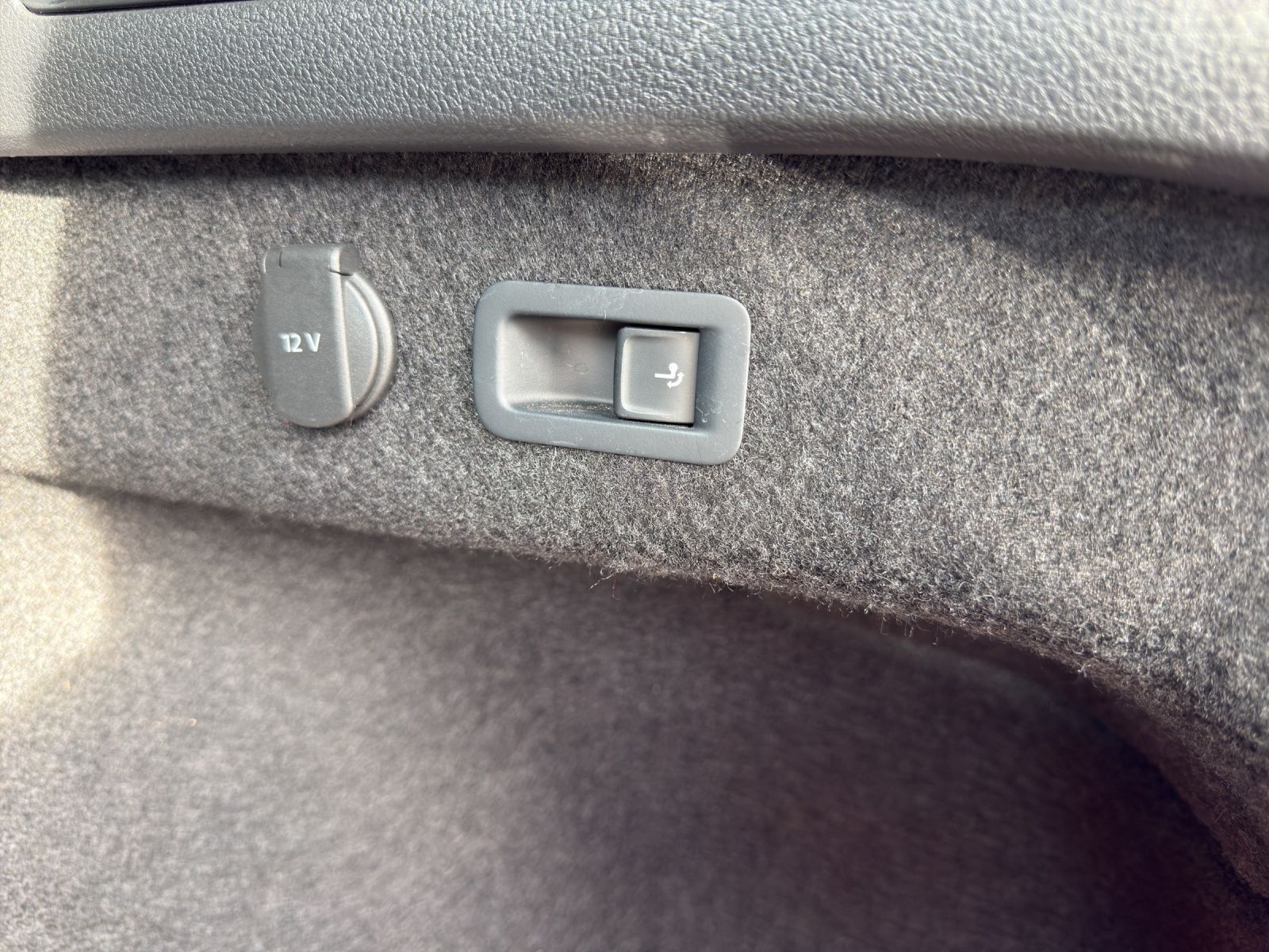 Volkswagen Passat Variant - Bild 21