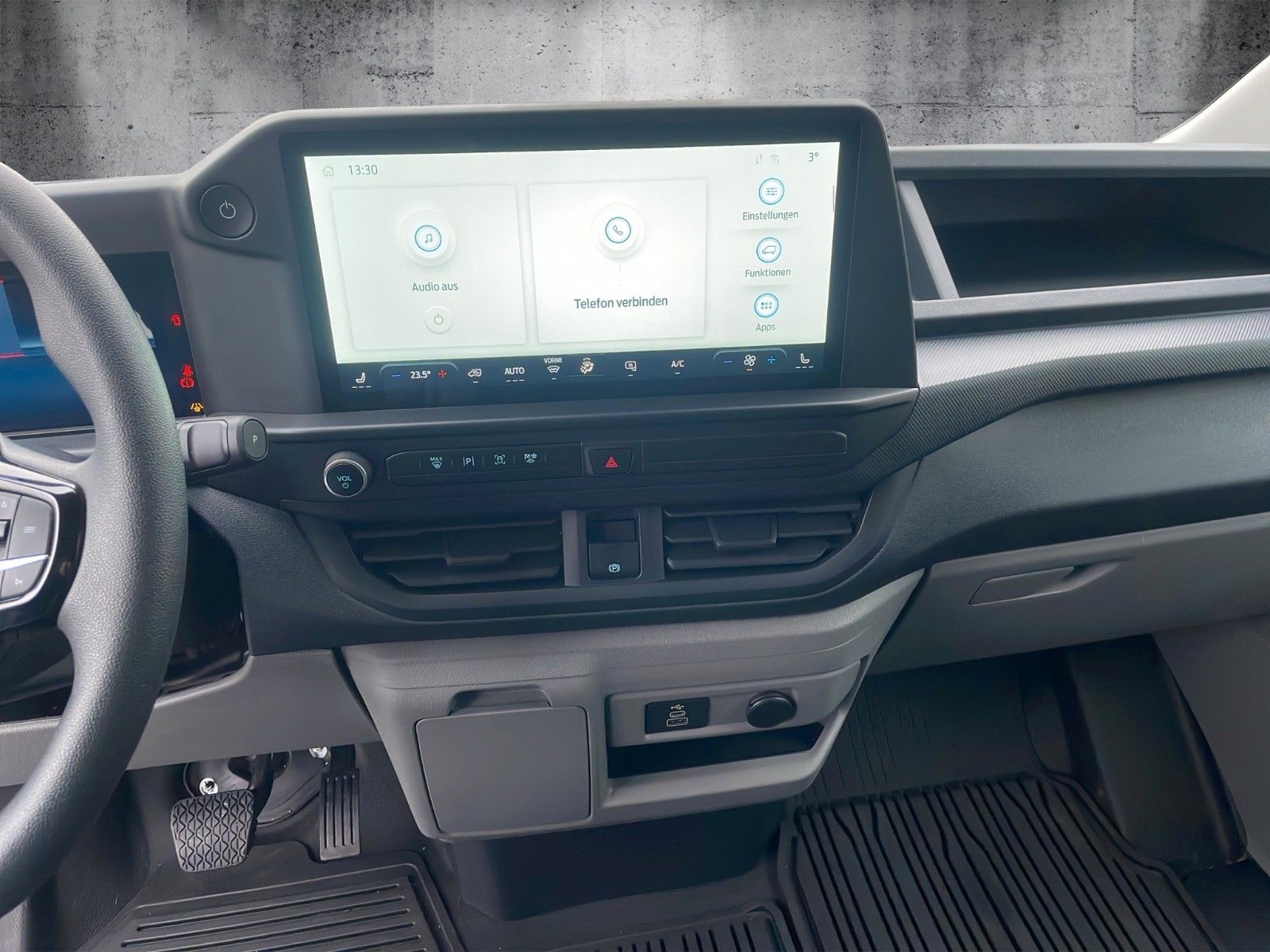 Fahrzeugabbildung Ford Transit Custom Kasten E 320 L1 Trend RWD