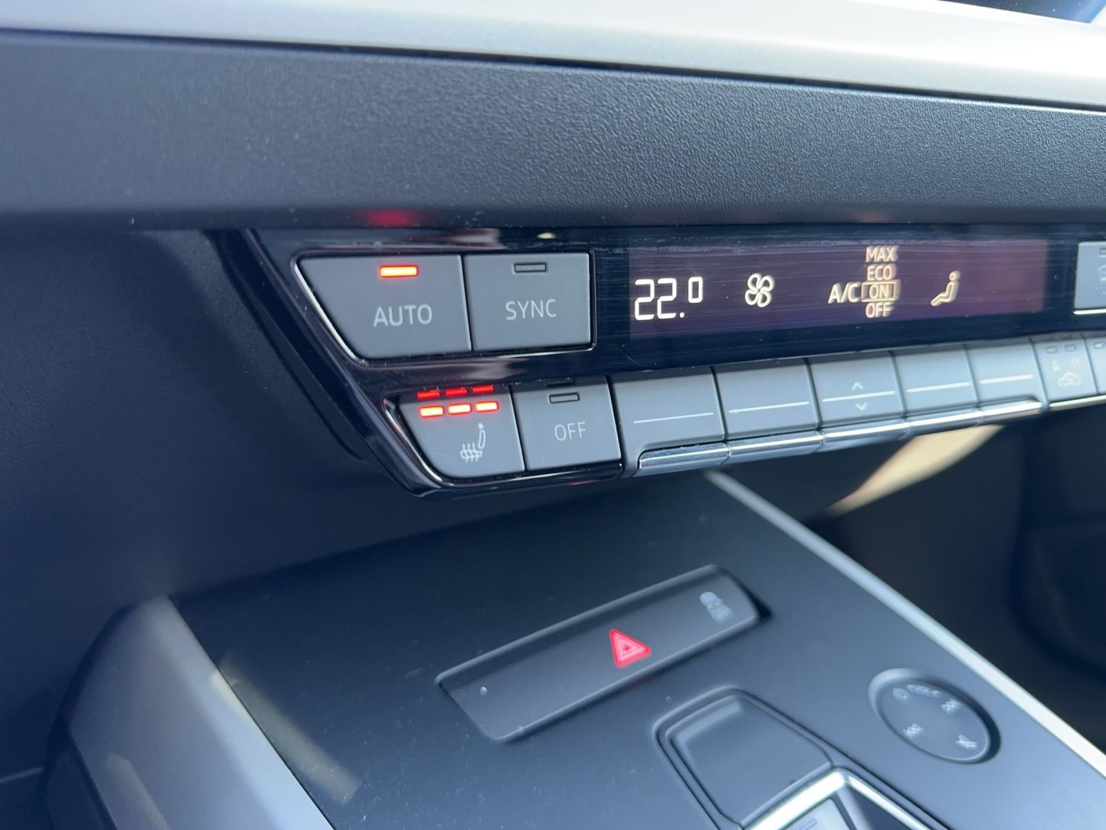 Fahrzeugabbildung Audi Q4 e-tron 35 Virtual DAB LED NAVI