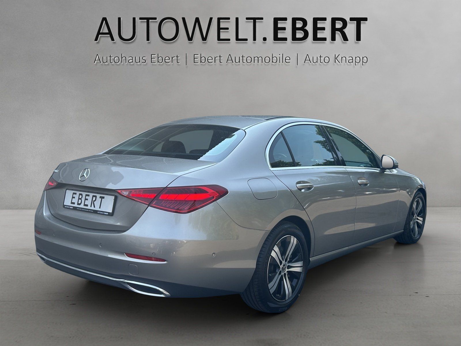 Fahrzeugabbildung Mercedes-Benz C 300 d Avantgarde GSD Standhzg HUD Kamera LED