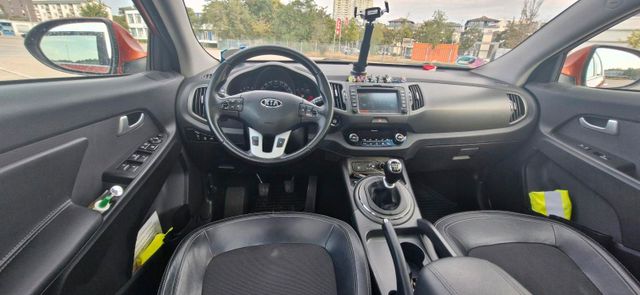 Kia Sportage 1.7 CRDI KameraPanoSHZLeder26