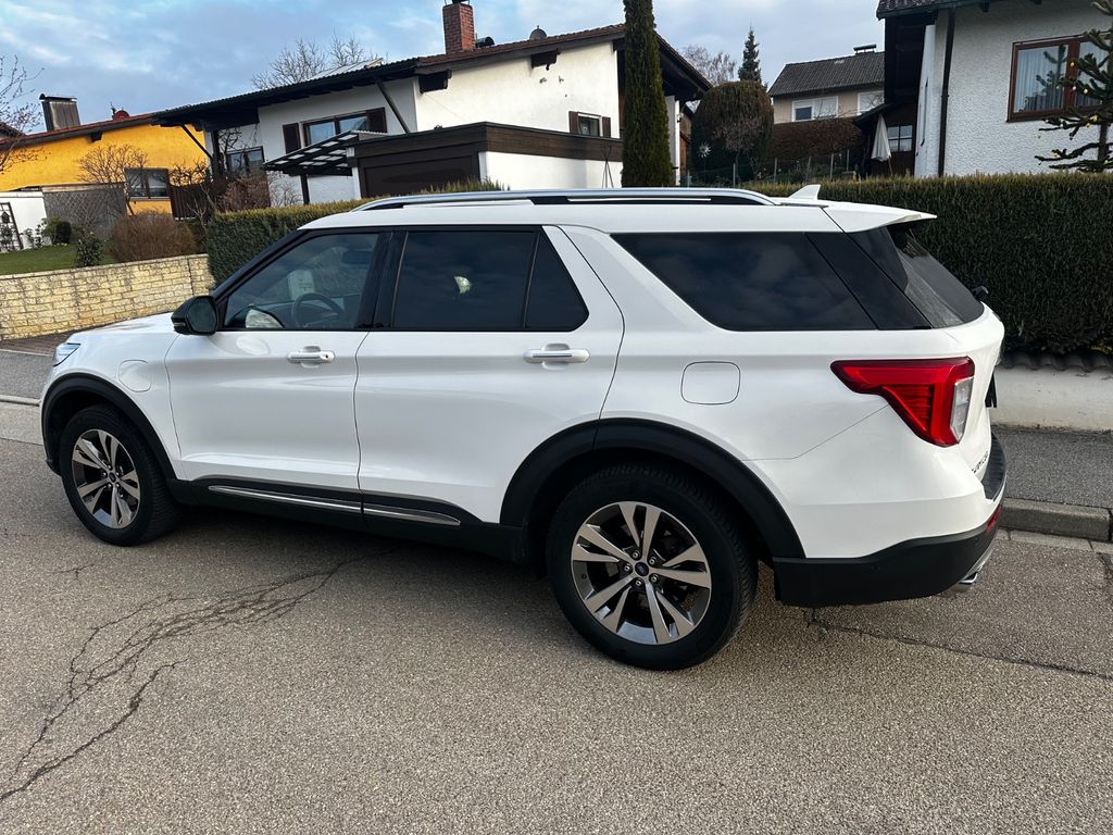 Image of Ford Explorer