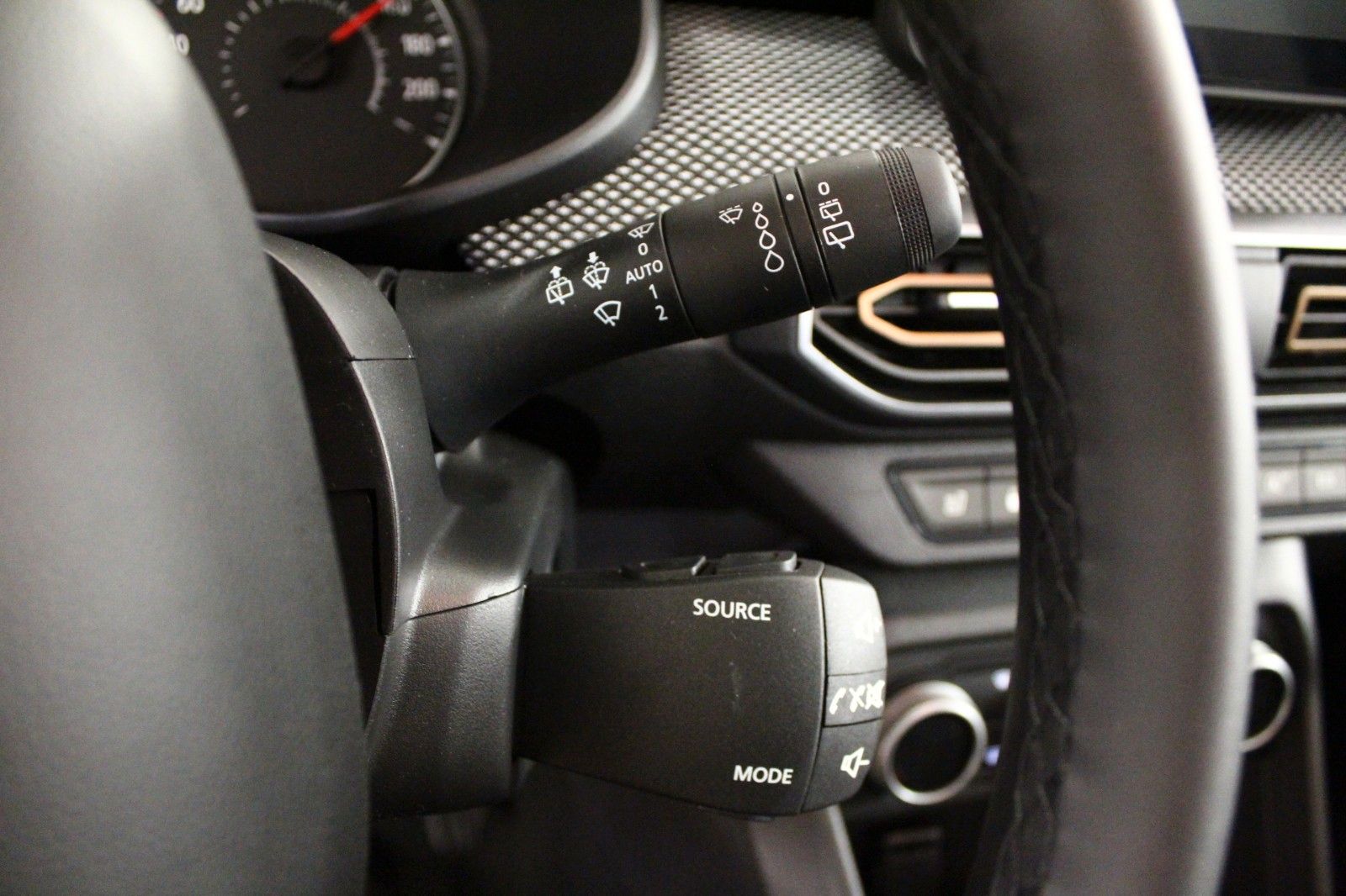 Fahrzeugabbildung Dacia Sandero TCe 90 Stepway Expression*Winterpaket*