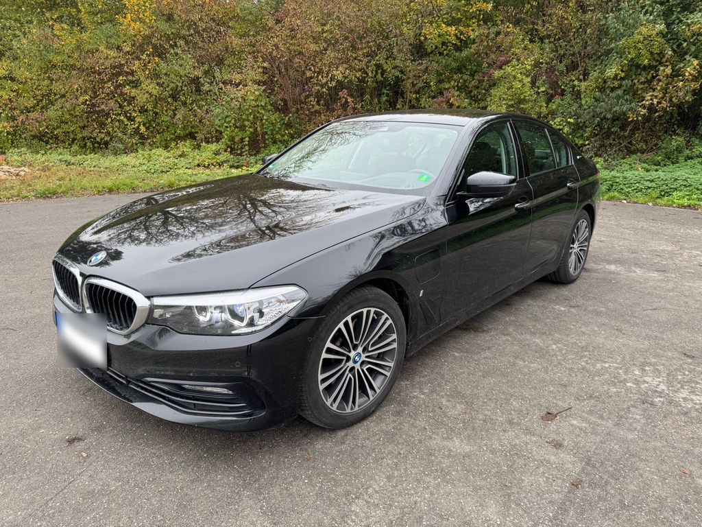 Image of BMW 530