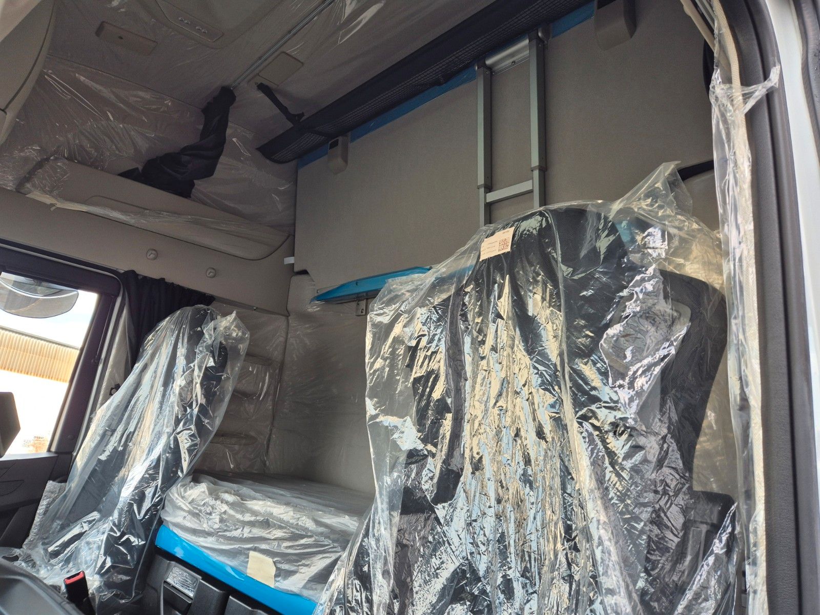 Fahrzeugabbildung Iveco X-Way 530 6x2 Palfinger PK 20.501L TEC3 Navi