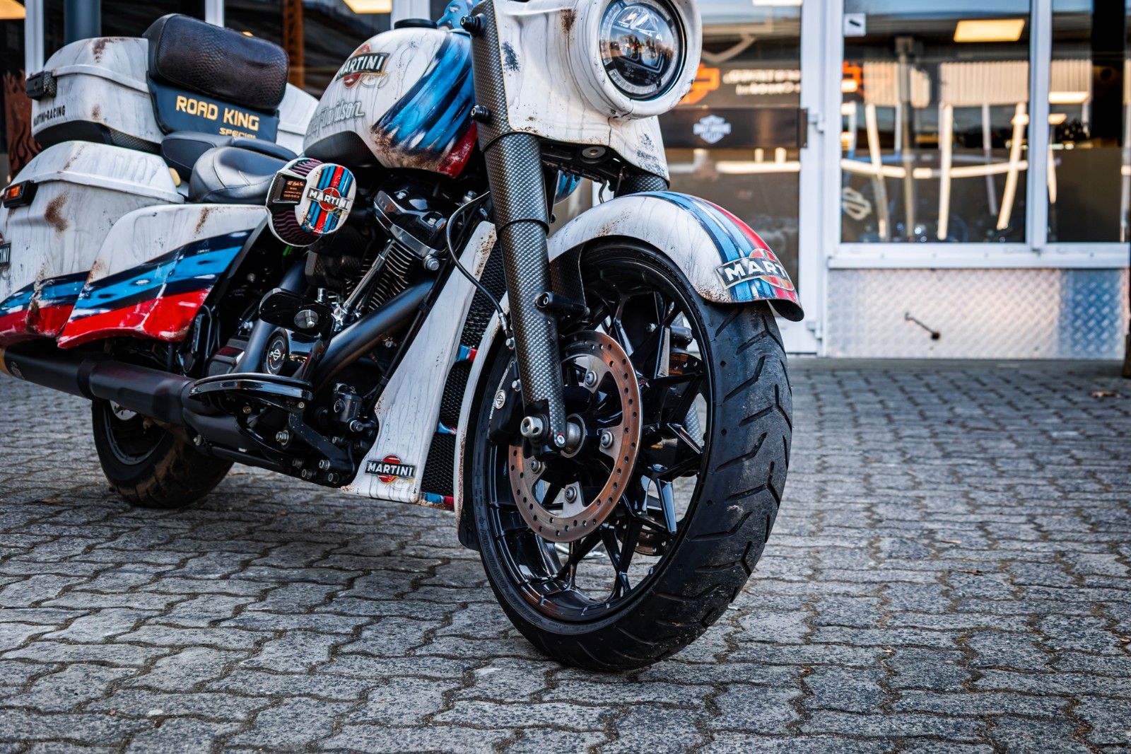 Fahrzeugabbildung Harley-Davidson ROAD KING SPECIAL 114 FLHRXS - MARTINI-RACING