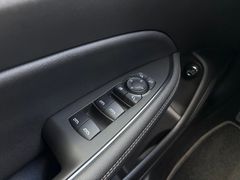 Fahrzeugabbildung Opel Insignia B Sports Tourer Elegance *SHZ*HUD*LED*
