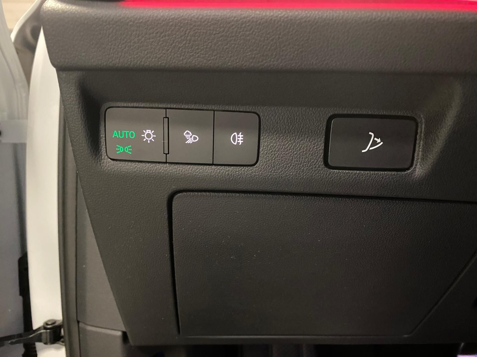 Fahrzeugabbildung SKODA Elroq 60 Sportline+ACC+Kamera+NAVI+4xSITZHEIZUNG