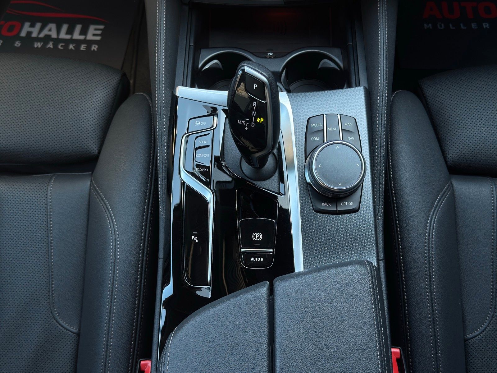 Fahrzeugabbildung BMW 530d M Sport Aero Shadow LED CAM Klim-4Z CarPlay