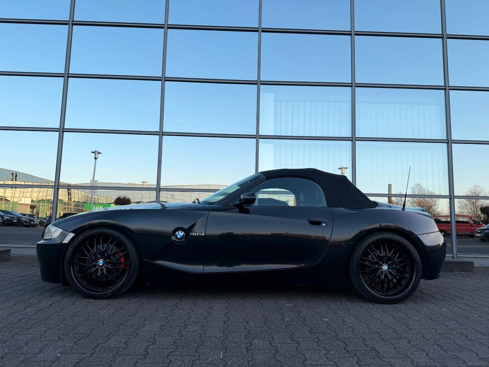 BMW Z4 Roadster 3.0si 265 ch BVA / 124 777 km / Suspension M / Cuir / Xénon / Sièges chauffants
