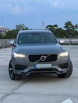 Volvo XC90 D5 AWD R-Design*Business Paket Pro*Harman - Volvo XC90 Gebrauchtwagen in Frankfurt