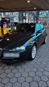 Alfa Romeo 147 1.6 - Alfa Romeo Spider in Berlin