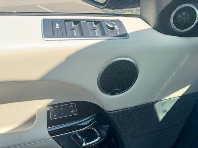 Fahrzeugabbildung Land Rover Range Rover Sport Autobiography Dynamic PANO AHK