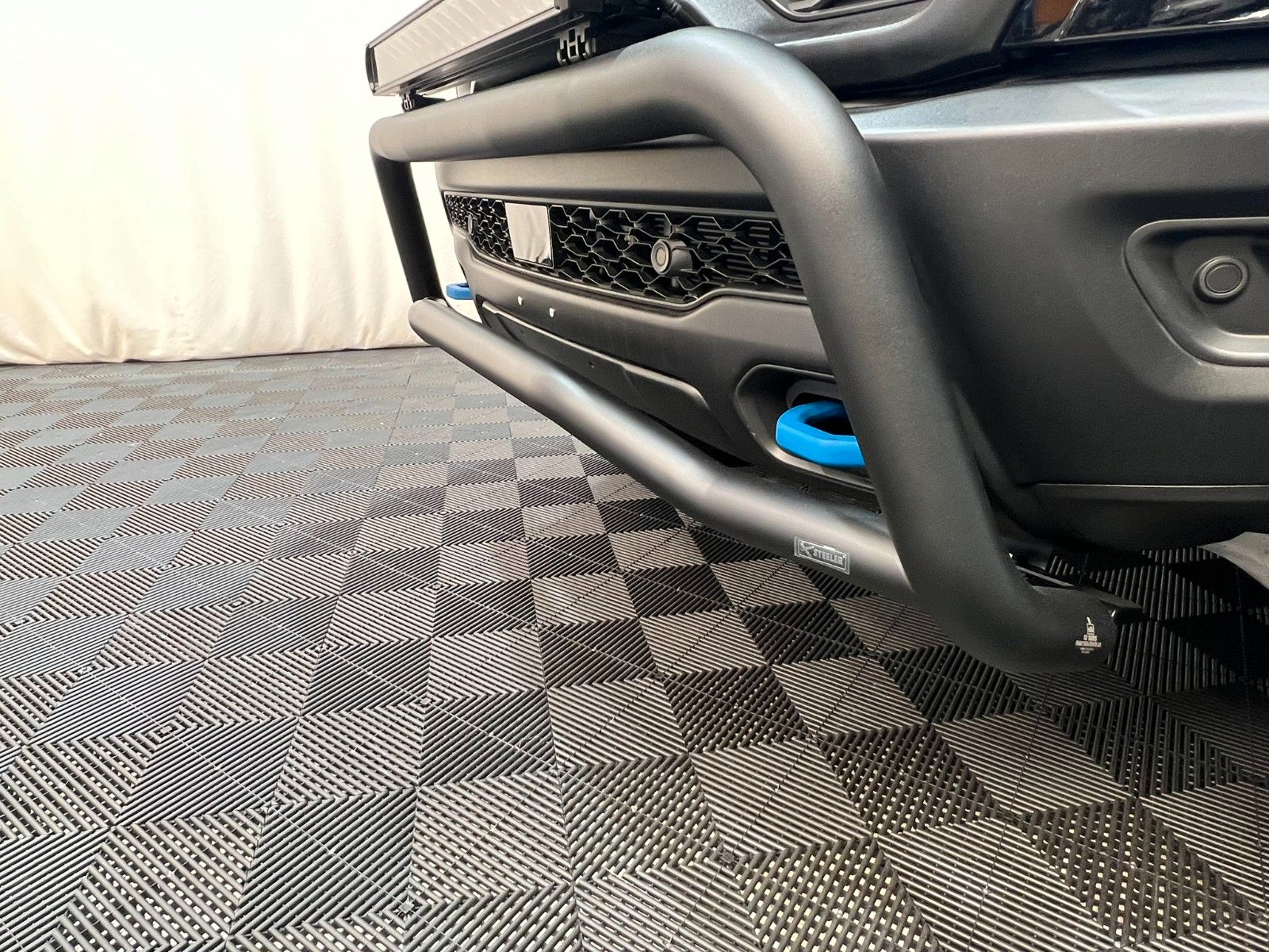 Fahrzeugabbildung Dodge RAM 1500 RHO H/O BLUE Edition
