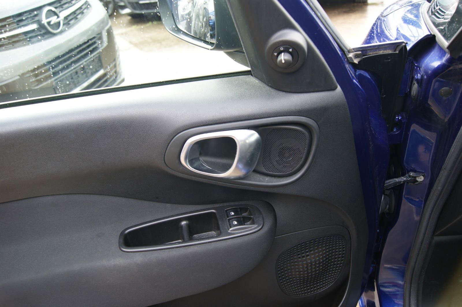 Fahrzeugabbildung Fiat 500 L 1.4T-Jet URBAN Pop-Star NAVI PDC 1.HAND