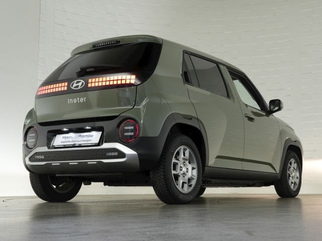 INSTER TREND 49kWH+NAVI+RÜCKFAHRKAMERA+SITZ-/LEN