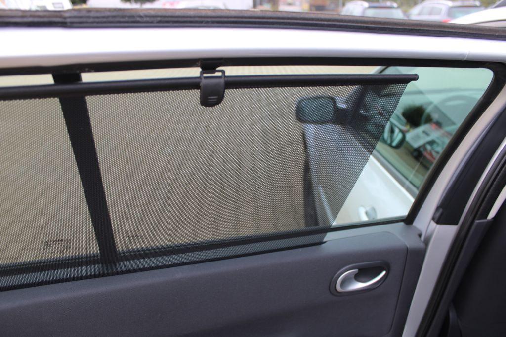 Renault Megane 2009 — photo 14