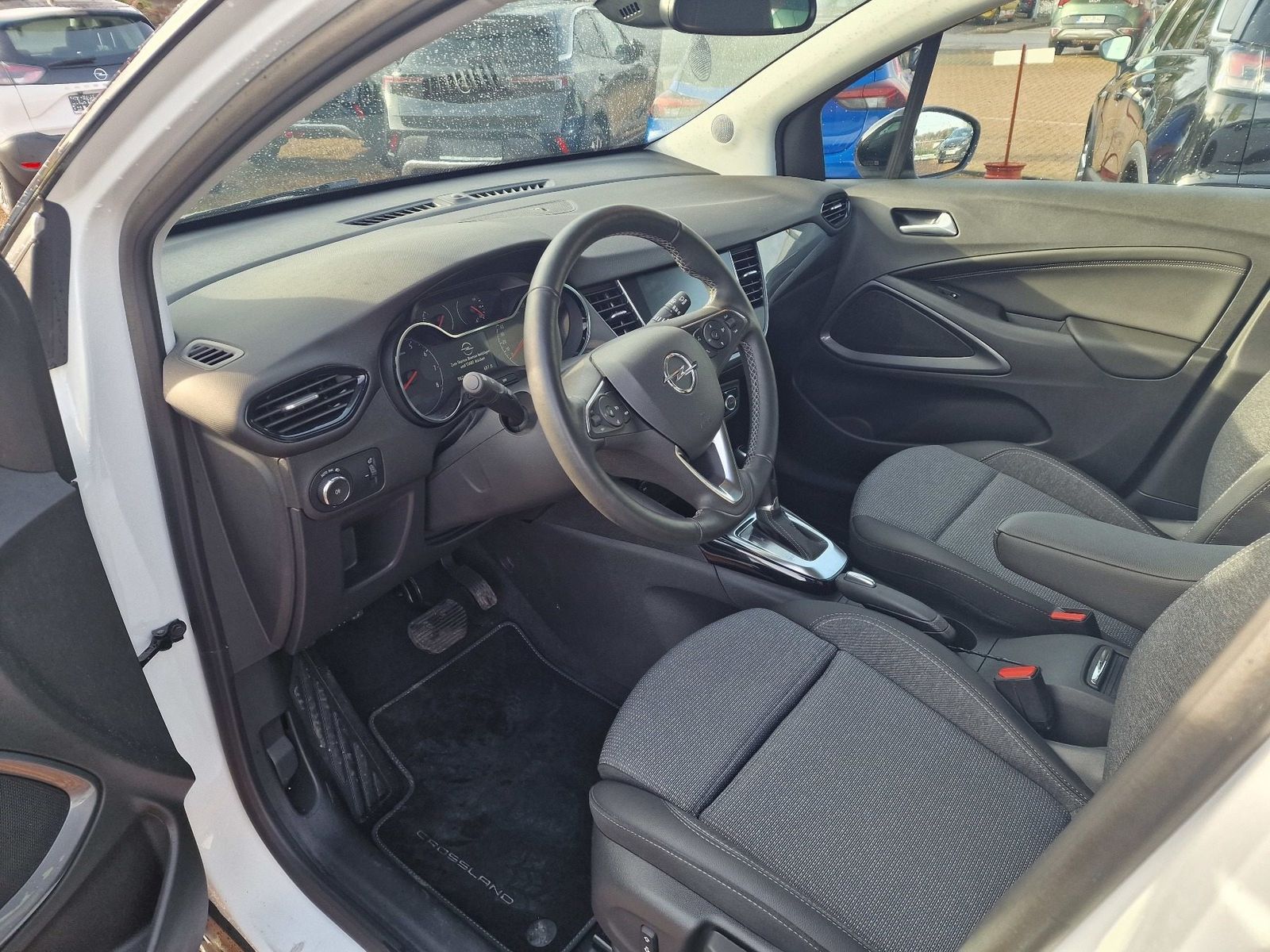 Fahrzeugabbildung Opel Crossland Elegance, AHK,Winterpaket,Navi,Kamera